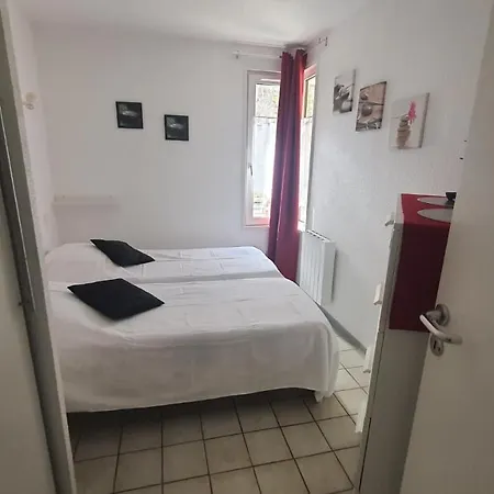 Joli T2 Dans Un Ecrin De Verdure N 2 *