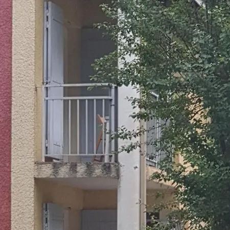 Joli T2 Dans Un Ecrin De Verdure N 2