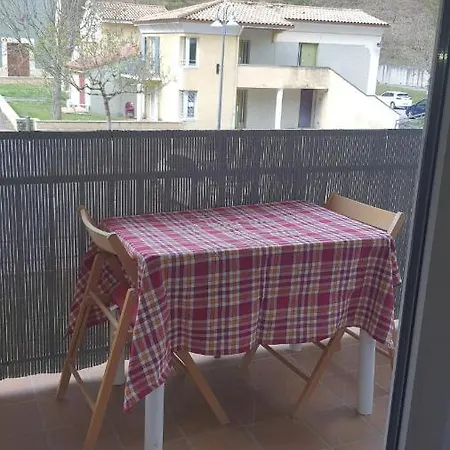 Joli T2 Dans Un Ecrin De Verdure N 2